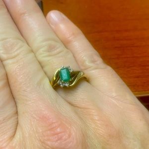 Emerald and diamond ring